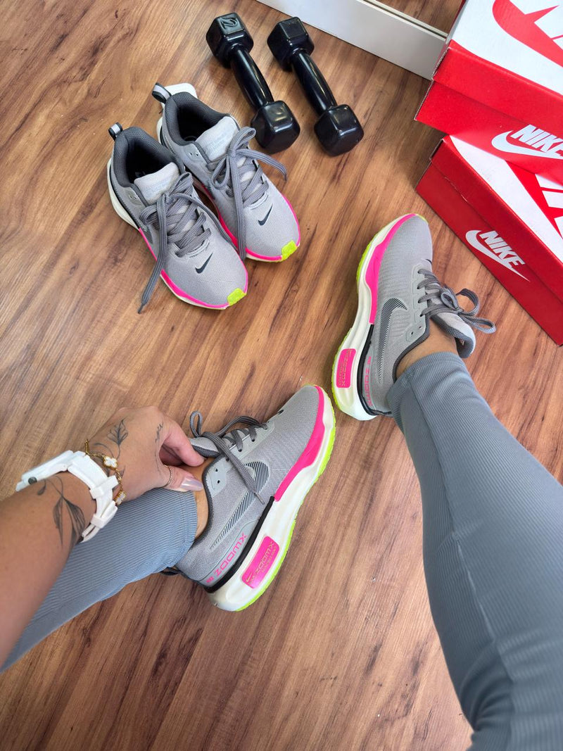 Nike zoom  Invencible run3  Cinza Basic