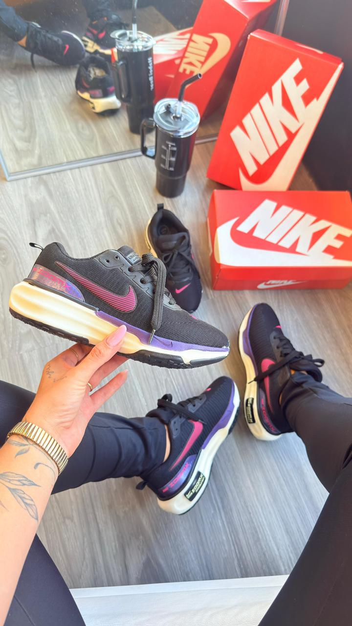 Nike zoom  Invencible run3  Preto/lilas  Basic