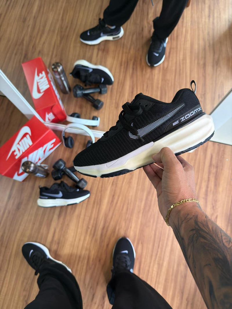 Nike zoom  Invencible run3  Preto/bco Basic