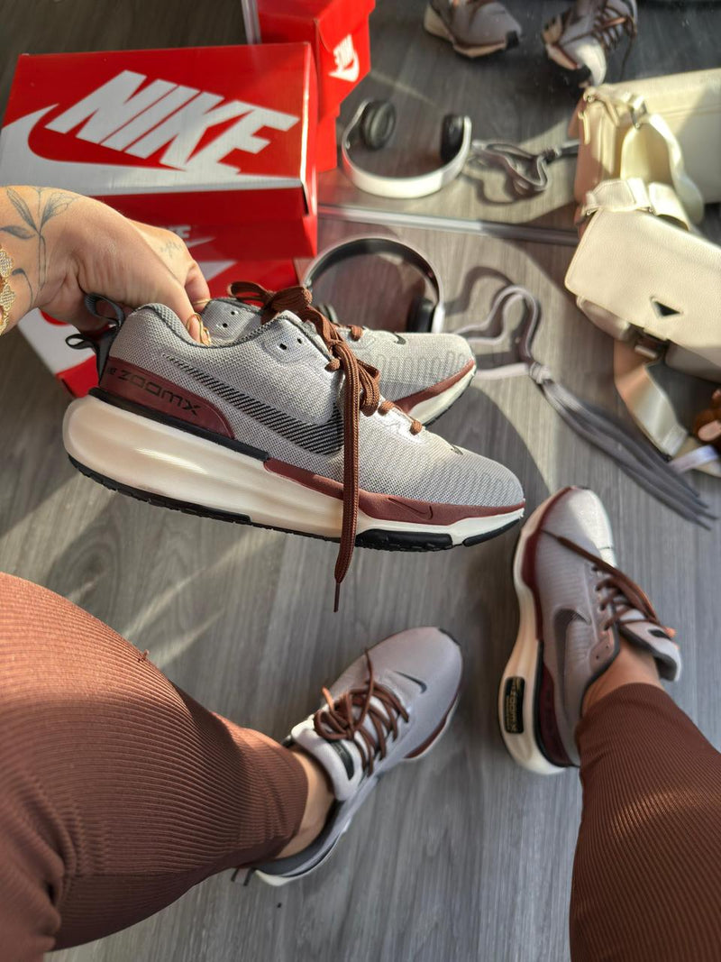 Nike zoom  Invencible run3  Cinza/Marrom Basic